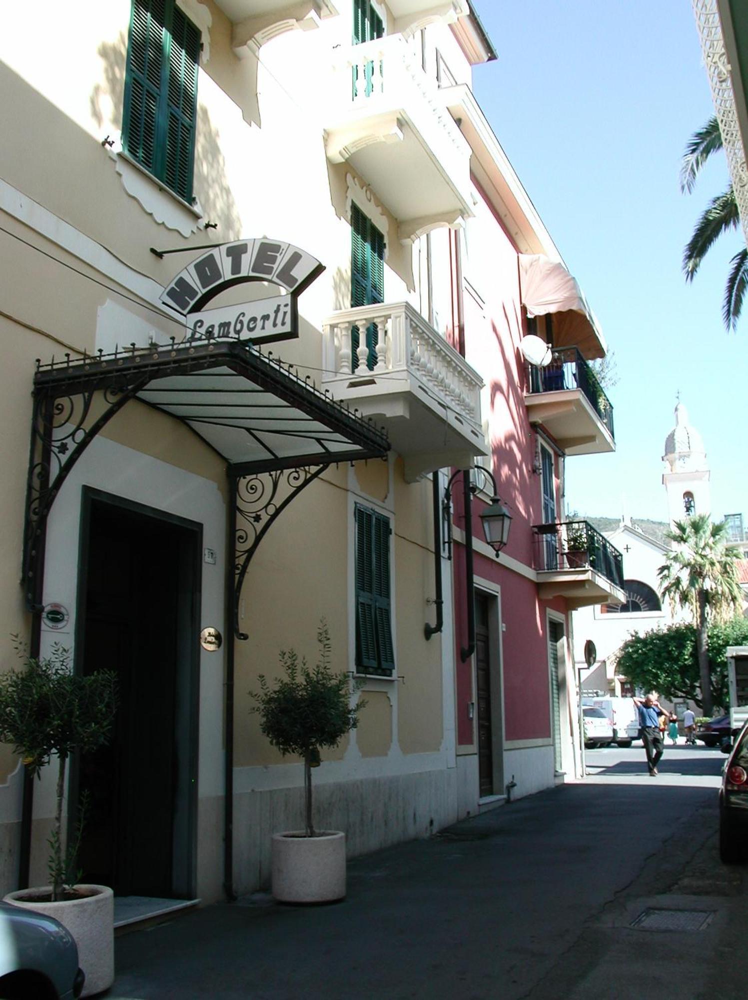 Hotel Lamberti Alassio Exterior photo